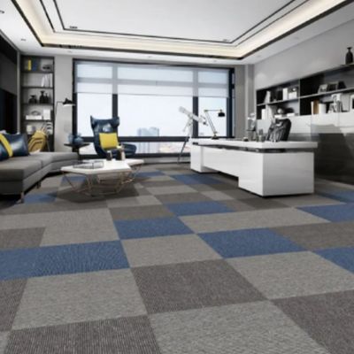 Tejas para alfombras 50x5 PVC con respaldo de polipropileno de oficina moderna respetuosa con el medio ambiente retardante del fuego