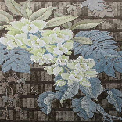 Agregue un toque de naturaleza a su hogar con nuestra alfombra de patrones florales tallados a mano