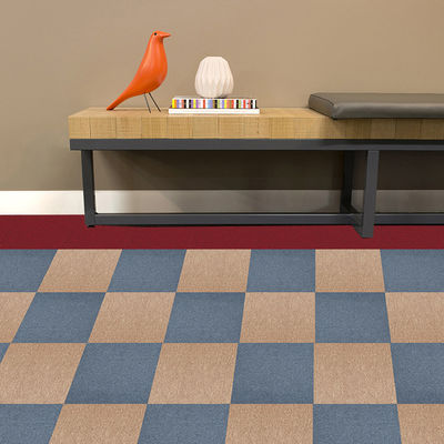 Tejas para alfombras de color sólido de PVC y PP extraíbles para oficinas y dormitorios con apoyo acolchado