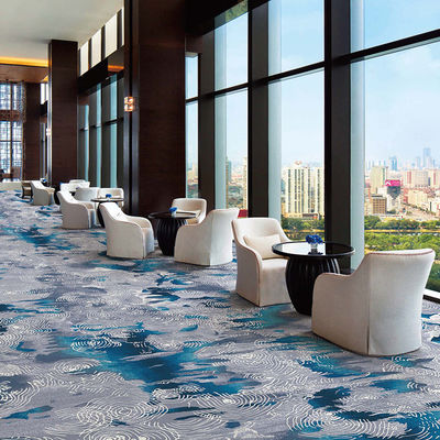Color personalizado Alfombra impresa de nylon 100% para hoteles Salas de banquetes Dormitorios PVC decorativo exterior
