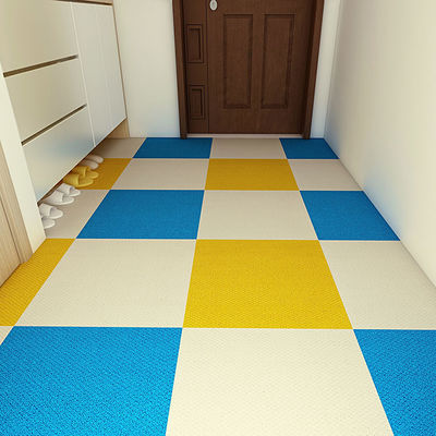espesor total 9,5 mm azulejos de alfombra autoadhesivos para alfombra central en la habitación de los niños
