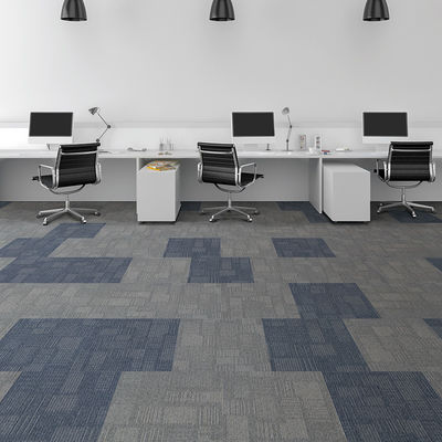 Portales impermeable de nylon Cuadrado o rectángulo Forma de PVC Modular Teja de oficina 50 * 50cm