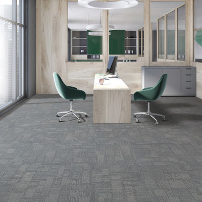 Portales impermeable de nylon Cuadrado o rectángulo Forma de PVC Modular Teja de oficina 50 * 50cm