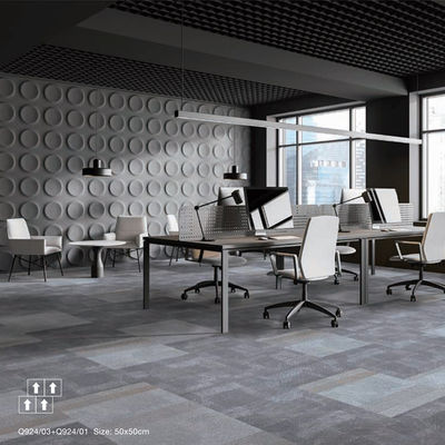 Piso de oficinas comerciales y de hoteles Lavable Moderno Tejas de alfombra de nylon PE con respaldo