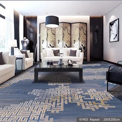 Alfombra tejida por máquina con pila cortada Construcción en el pasillo del vestíbulo del hotel de lujo de 5 estrellas