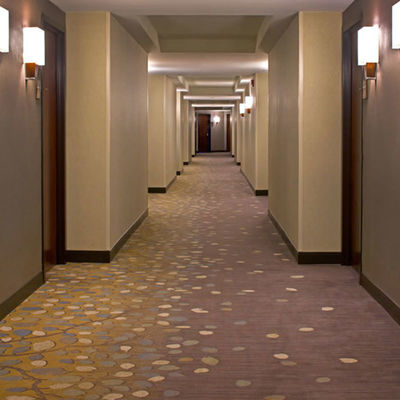 Alfombra de nylon a prueba de fuego de talla cuadrada de estilo bohemio para sala de banquetes y exposición