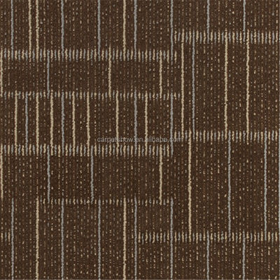 460 g/m2 Peso de pila 100% de diseño de alfombras de rayas de PP para proyectos de hoteles de oficina