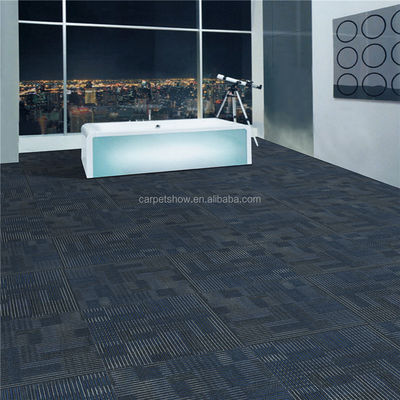 50x50 Tejas de alfombras de oficina con patrones impresos de jacquard hechos a mano y diseño antideslizante