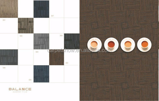 Tejas de alfombra de oficina modernas de PP de 50 * 50 cm con colores hermosos