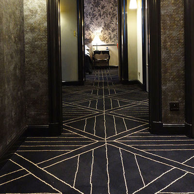 Alfombra de pared a pared de pila media para el final del hotel Sala de banquetes Peso de pila 1000g-2606g/m2
