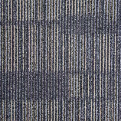 Altura de la pila 4mm 650g/m2 50x50cm Tejas cuadradas Alfombra de oficina de diseño moderno 100% nylon