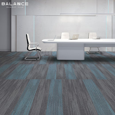 Antimicrobianos 50x50 de Nylon/PP para oficinas, alfombras comerciales modulares con tufos y duraderas