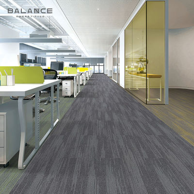 Antimicrobianos 50x50 de Nylon/PP para oficinas, alfombras comerciales modulares con tufos y duraderas