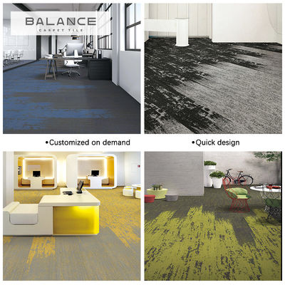 Cuarto de oficina comercial de estilo moderno de nylon PVC 25 * 100 Tejas de alfombra con diseño moderno