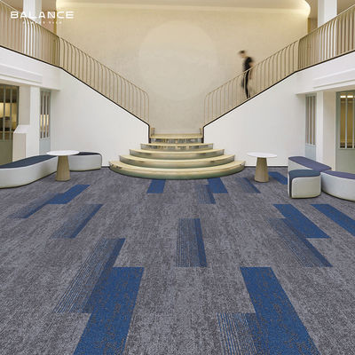 25X100 Tejas de alfombras de piso de oficina espesor total Aproximadamente 6.0 mm para áreas de oficina cuadradas