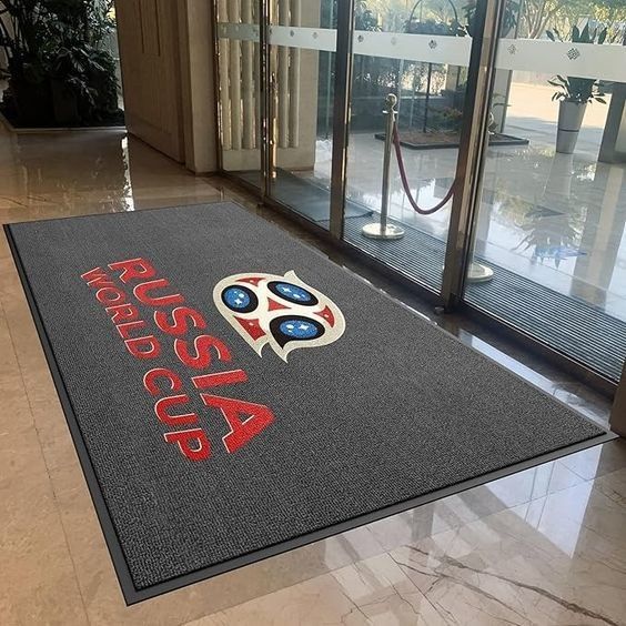 Alfombras de logotipo personalizadas Alfombras de automóvil 3D con tapa a mano Anime Acrílico Alfombras de área rectangulares