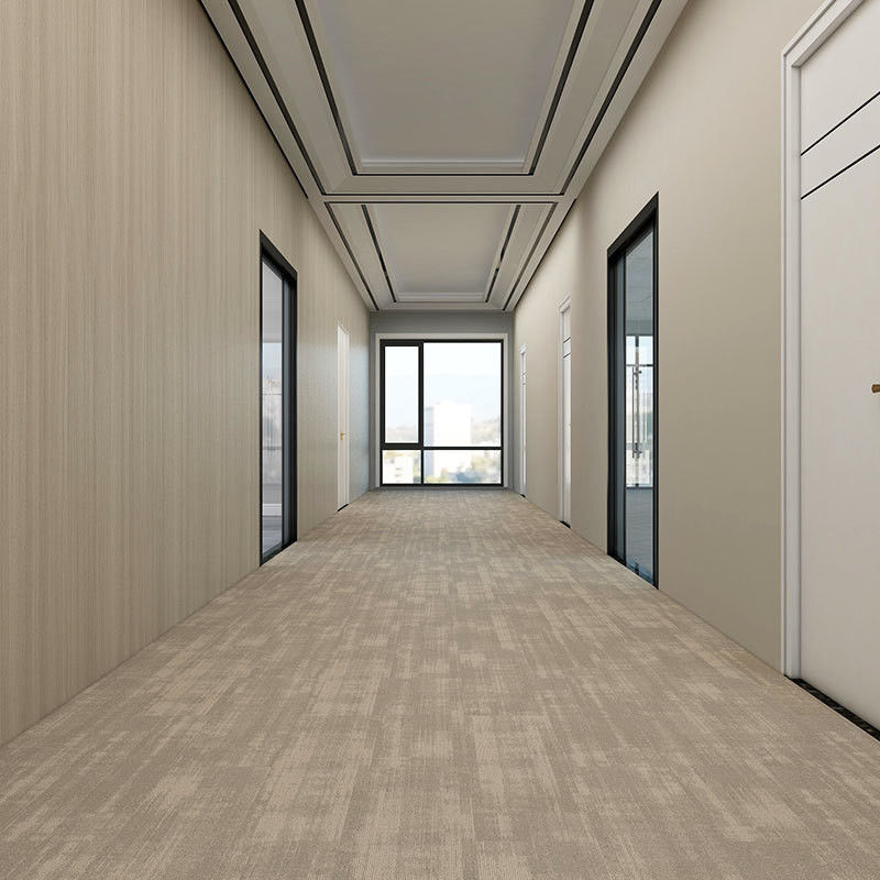 Alfombras de alta calidad resistentes al desgaste, desmontables para oficinas, azulejos de piso modernos, azulejos de alfombra gruesa de nylon de PVC